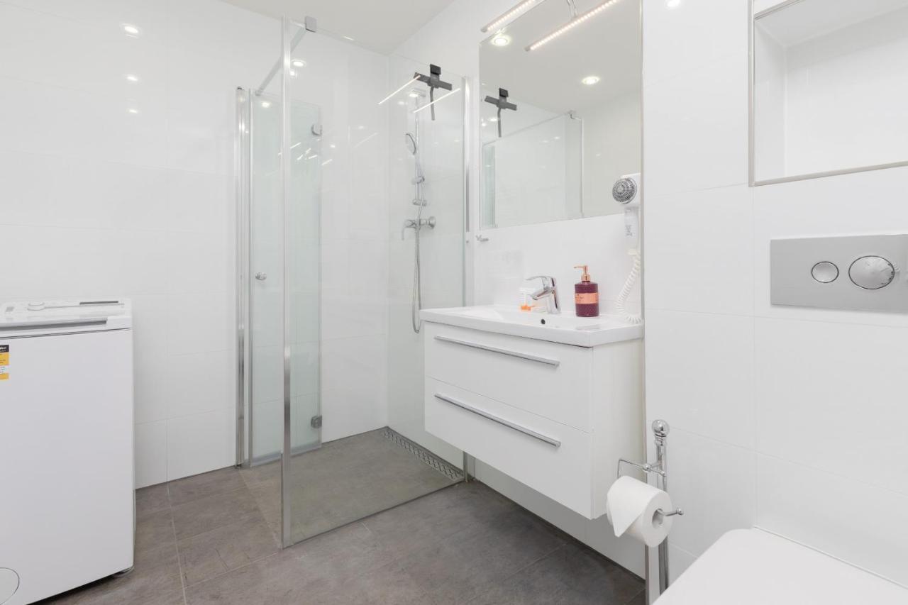 Przestronny Apartament Z Balkonem - Przy Porcie - Swinoujscie By Noclegi Renters Экстерьер фото