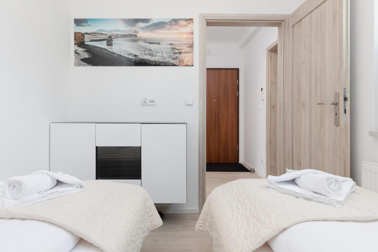 Przestronny Apartament Z Balkonem - Przy Porcie - Swinoujscie By Noclegi Renters Экстерьер фото
