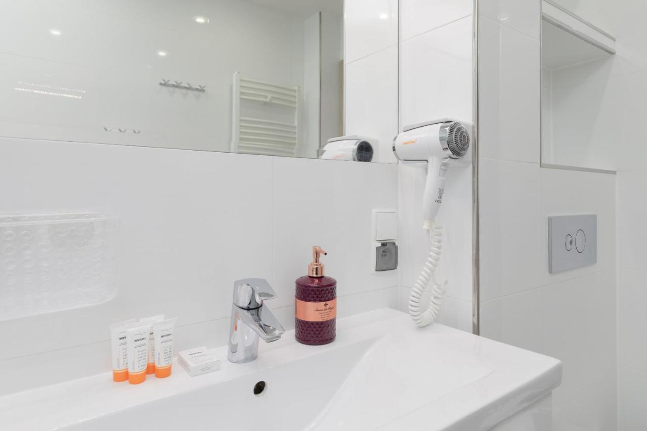 Przestronny Apartament Z Balkonem - Przy Porcie - Swinoujscie By Noclegi Renters Экстерьер фото
