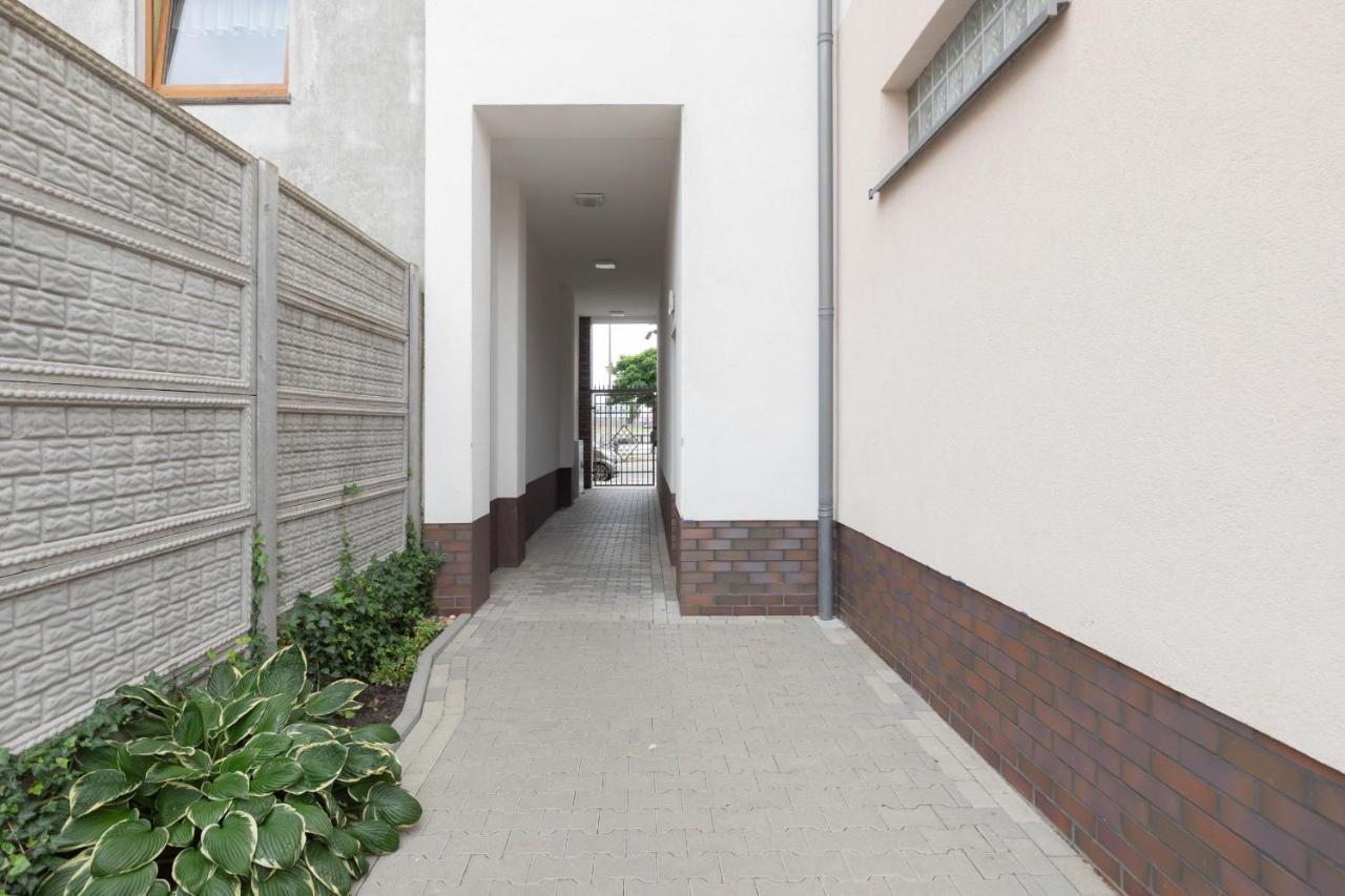 Przestronny Apartament Z Balkonem - Przy Porcie - Swinoujscie By Noclegi Renters Экстерьер фото